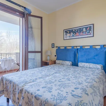 Apartment La Bouganville - House With Garden Dei Marmi, Toscana Forte dei Marmi