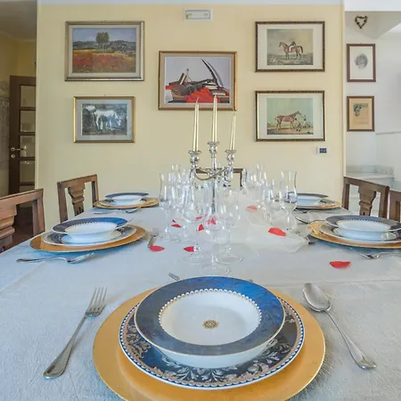 La Bouganville - House With Garden Dei Marmi, Toscana *