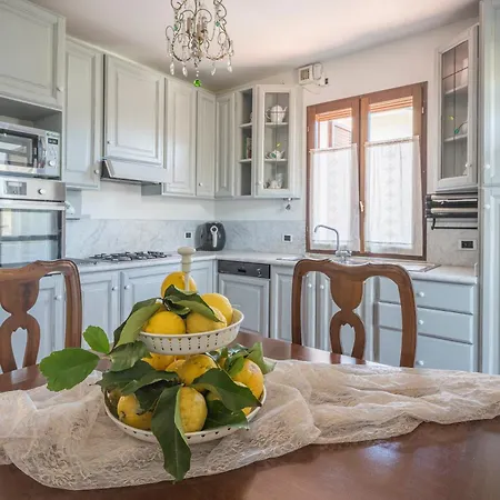 La Bouganville - House With Garden Dei Marmi, Toscana * Forte dei Marmi